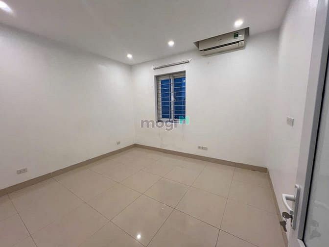 Hình ảnh Cho thuê nhà trung yên 43m x5T ô tô đỗ cưa