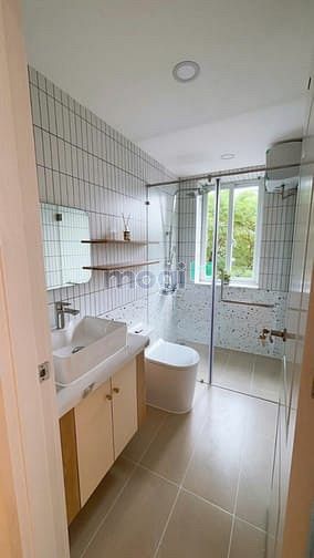 Hình ảnh Nhà sổ hồng riêng hẻm lớn giá chỉ dưới 2 tỷ