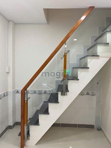 Hình ảnh Nhà sổ hồng riêng hẻm lớn giá chỉ dưới 2 tỷ
