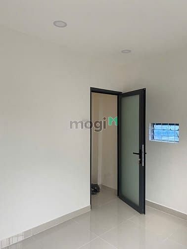 Hình ảnh Nhà sổ hồng riêng hẻm lớn giá chỉ dưới 2 tỷ