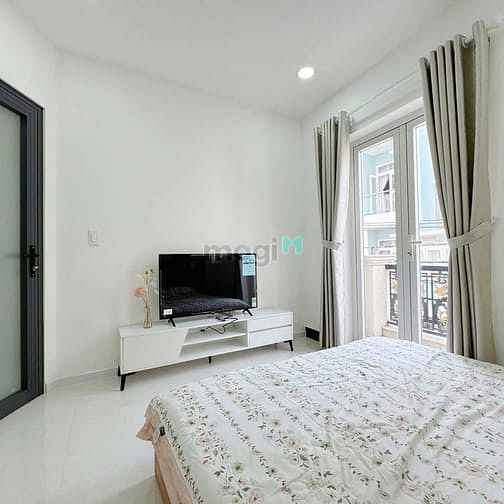 Hình ảnh Căn Hộ Studio - 1PN - Tách Bếp - Full Nội Thất Ngay Công Viên Làng Hoa