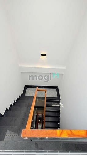Hình ảnh Cho thuê nhà đẹp mới Bình Phú 1, 28 triệu