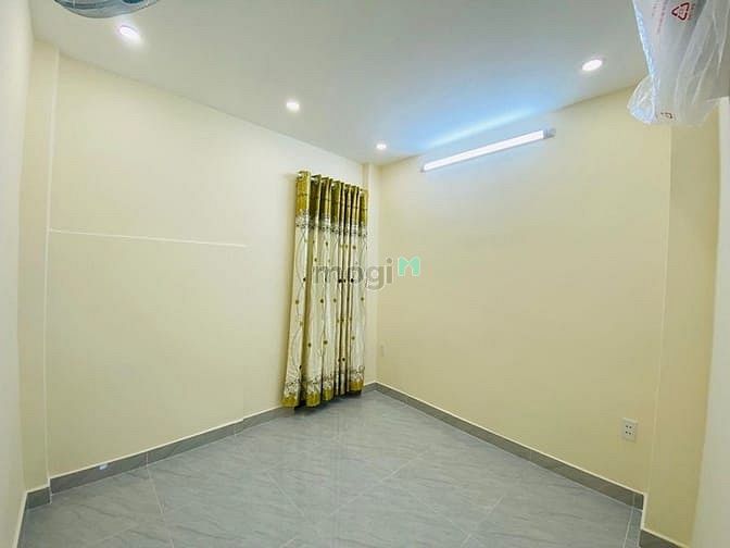 Hình ảnh 💥Hiếm Phan Đ. Lưu P1 BT 35m2 3 x 12 5 2 2 Lầu Đúc 💰 Chỉ 5.5 Tỷ