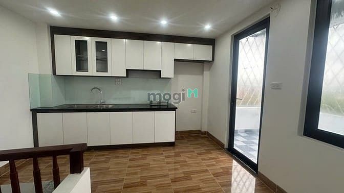 Hình ảnh Nhà đẹp long lanh MP Nghĩa Dũng, 8.6 tỷ, 18m2x6T, lô góc, KD tốt