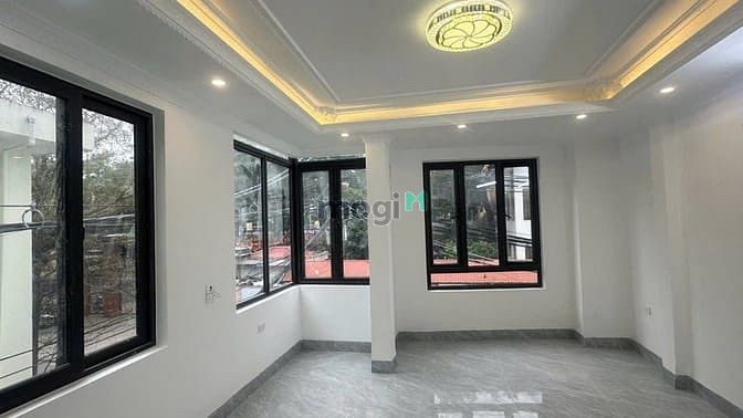 Hình ảnh Nhà đẹp long lanh MP Nghĩa Dũng, 8.6 tỷ, 18m2x6T, lô góc, KD tốt