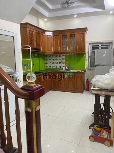 Hình ảnh Cho thuê nhà ngõ 7 thái hà 65m x4T