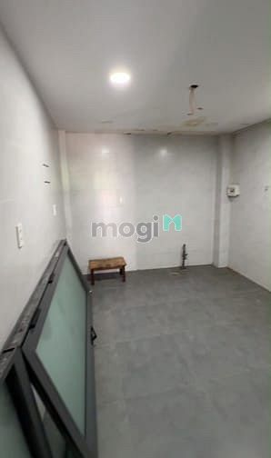 Hình ảnh Cần cho thuê mặt bằng thoáng mặt tiền Đặng Văn Bi (Gần Đại Học K.Trúc)