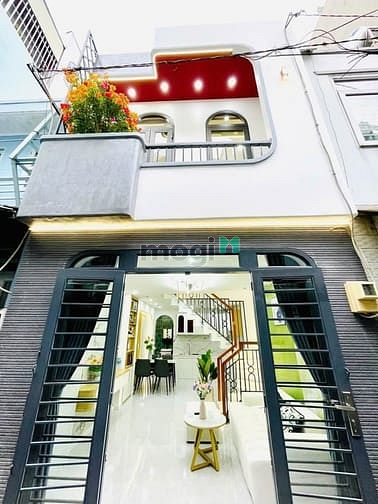 Hình ảnh Nhà Phố Trung Tâm Q10 – Khuôn Đất 6x18m, Xe Hơi Tận Nhà giá chỉ 25 tỷ