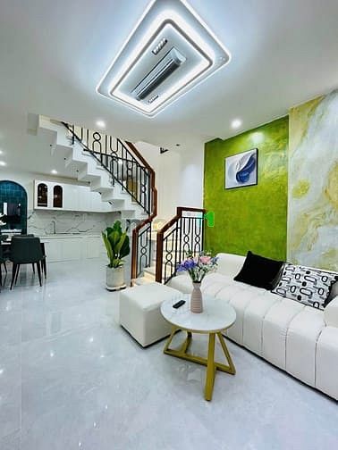 Hình ảnh Nhà Phố Trung Tâm Q10 – Khuôn Đất 6x18m, Xe Hơi Tận Nhà giá chỉ 25 tỷ