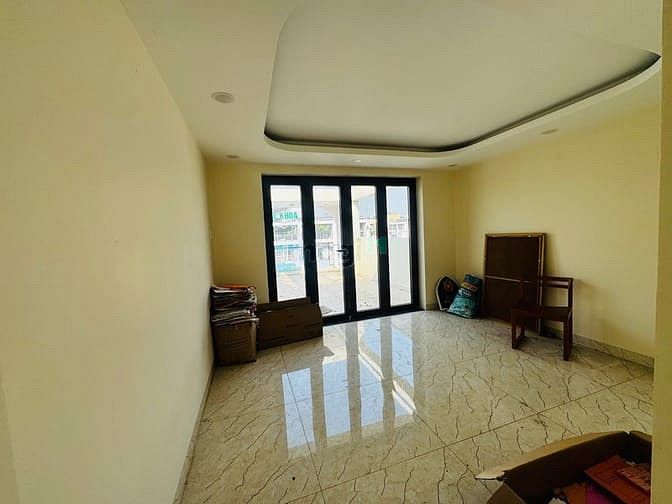 Hình ảnh Cho thuê nhà mới đẹp mặt tiền Bình Phú I, 30 triệu