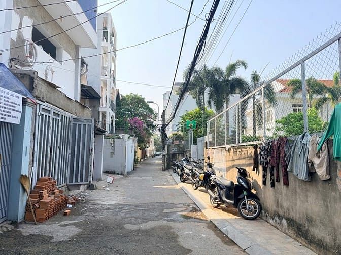Hình ảnh Chính chủ gửi bán lô đất Đường Trần Văn Sắc, P.Thảo Điền, vị trí đẹp