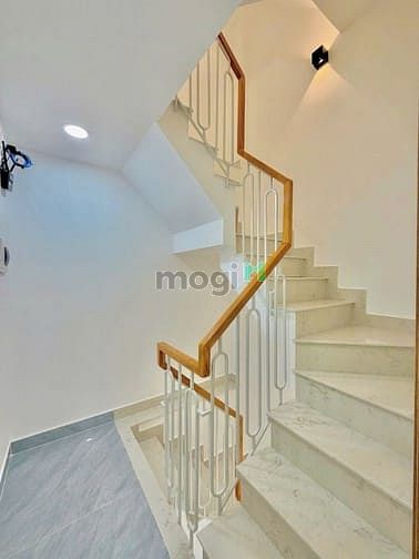 Hình ảnh 🎯Lê Văn Duyệt P.1 BT 🏠DTSD 120m2 4 x 8 4 Lầu Đúc 💰 6 Tỷ