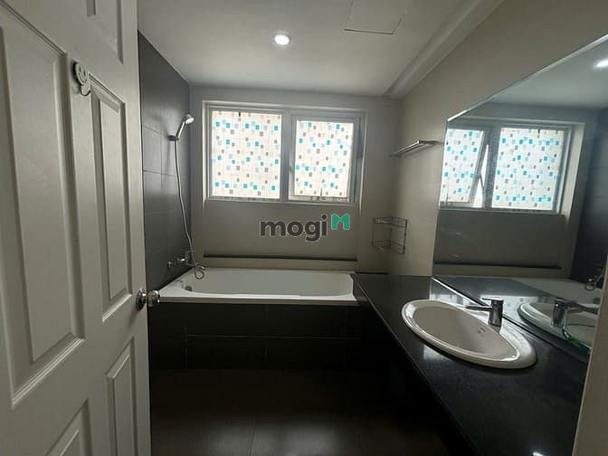 Hình ảnh Bán Căn Hộ Happy Valley - Phú Mỹ Hưng Dt 135m2 Quận 7