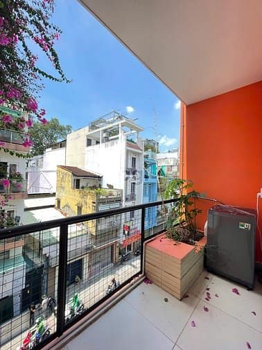 Hình ảnh ✅✅Balcony 45m2 Nguyễn Phi Khanh ngay chợ Tân Định gần cầu Bông Quận 1