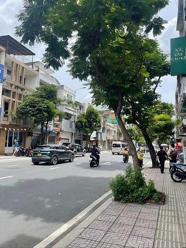 Hình ảnh Mặt Tiền Nguyễn Thiện Thuật, Gần 100m², 2 Mặt Thoáng, Dòng Tiền 30tr/T