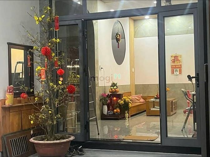 Hình ảnh Bán GẤP nhà Quận 2 👉 Mặt tiền đường ô tô thông 2 chiều ngang 8.64m
