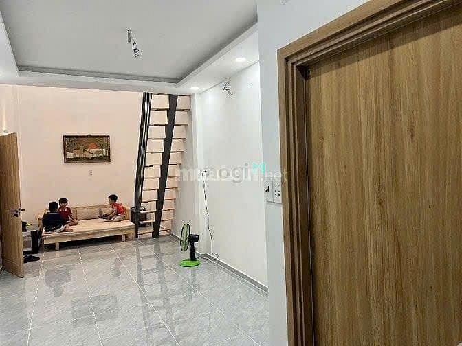Hình ảnh Chỉ đúng 2.55 tỷ nhà Mới 35 m2 đất hẻm Tôn Đản Quận 4 sổ riêng 0362387