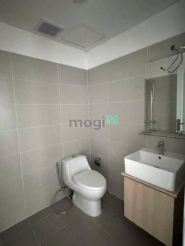 Hình ảnh Cho thuê Âu cơ Tower căn 2p ngủ, 2wc, 80m2, chỉ 9tr/th