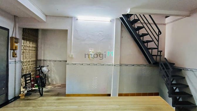 Hình ảnh Cho thuê nhà nguyên căn HBH 141 Tôn Thất Thuyết Q.4 – GIÁ TỐT