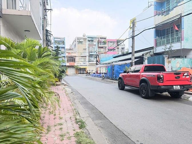 Hình ảnh 🍃NGAY C/VIÊN Đất Đẹp khu Tên Lửa 4x21,3m xây 3,5 tấm SAU CC MOONLIGHT