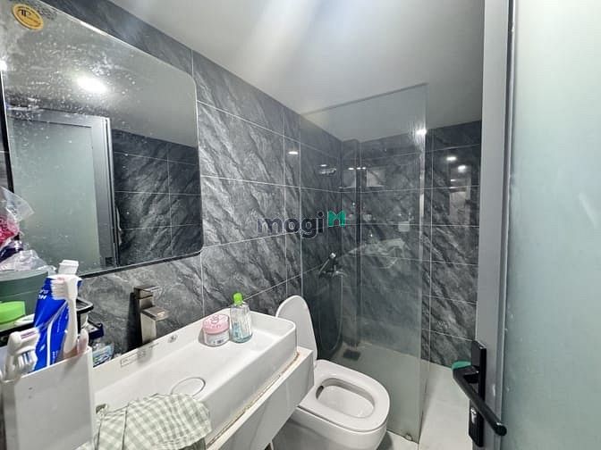 Hình ảnh Bán Nhà 2 Tầng Hẻm Ô Tô Đình Phong Phú - Ngang 6m - 74m² - Giá 6.X Tỷ