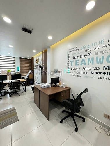 Hình ảnh Nhà đẹp Hồng Bàng ngay cầu vượt Cây Gõ, hẽm xe hơi 5m, 64m2, 5 tầng
