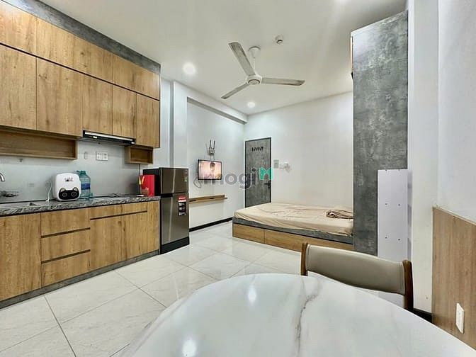 Hình ảnh Studio 40m2 đường 7A Thành Thái, hầm xe thang máy - giặt riêng Quận 10