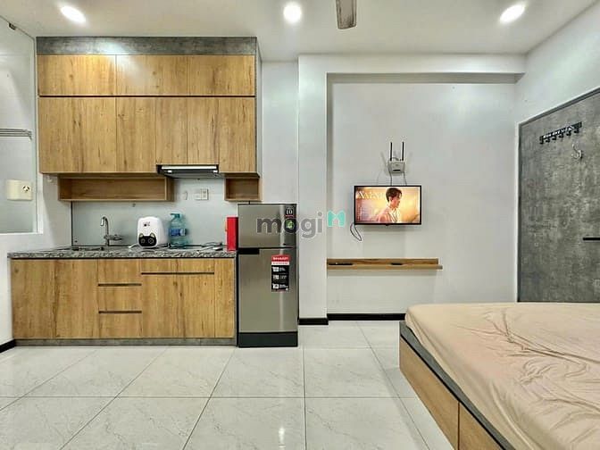 Hình ảnh Studio 40m2 đường 7A Thành Thái, hầm xe thang máy - giặt riêng Quận 10