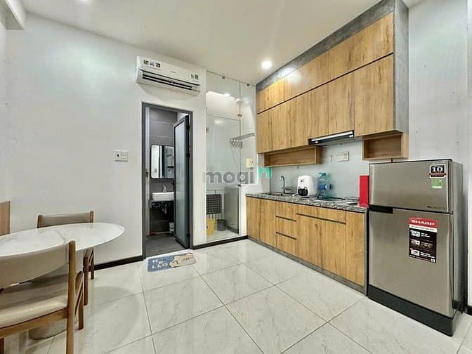 Hình ảnh Studio 40m2 đường 7A Thành Thái, hầm xe thang máy - giặt riêng Quận 10