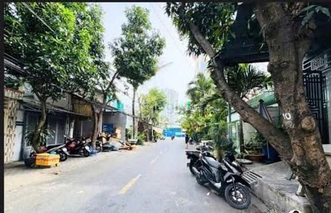 Hình ảnh Nhà 4 tầng mặt tiền đường số Lâm Văn bền quận 7. 6,8*20 hơn 23 tỷ.