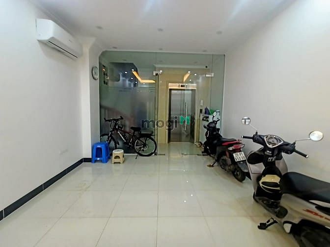 Hình ảnh Bán tòa nhà kính Trần Quốc Hoàn