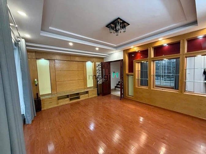 Hình ảnh Chính chủ cần bán gấp nhà lô góc Hoàng Hoa Thám