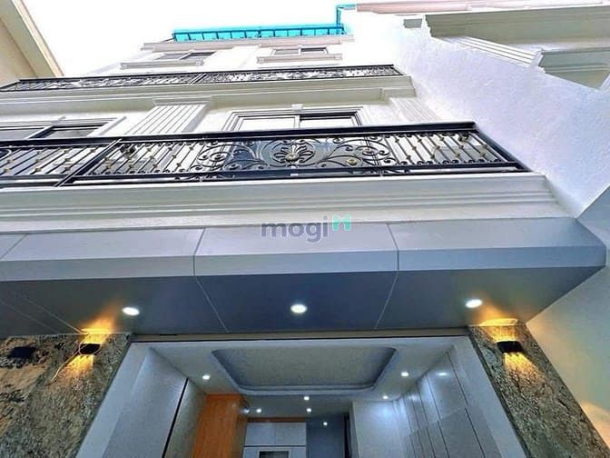 Hình ảnh Nhà đẹp Thang máy Hồ Tùng Mậu - CẦU GIẤY