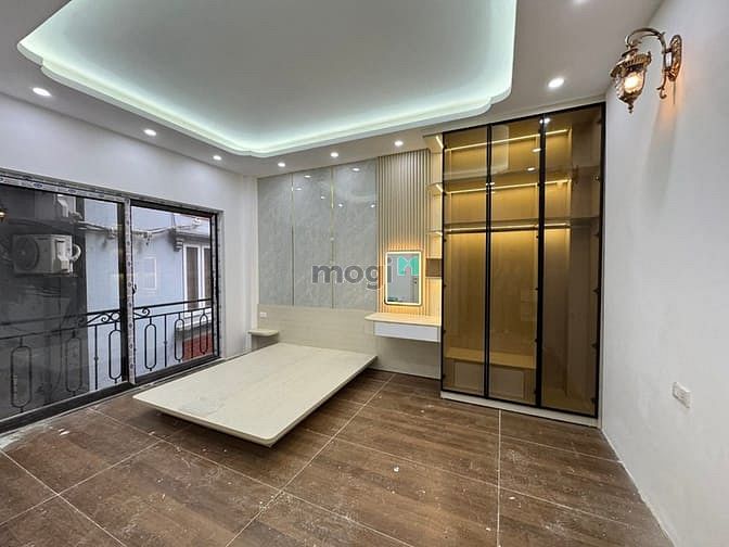 Hình ảnh Bán nhà mới trung tâm Đống Đa - THANG MÁY