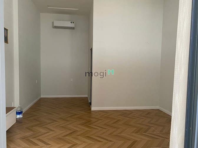 Hình ảnh Cho Thuê Nhà Riêng, Ngang 5m2, Dài 24m2, Nội Thất Cao Cấp