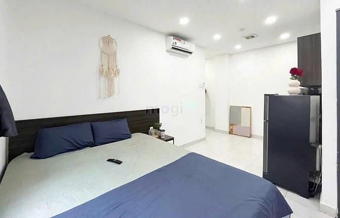 Hình ảnh Balcony Bùi Hữu Nghĩa, Hầm Xe Thang Máy, hẻm oto Bình Thạnh sát Quận 1