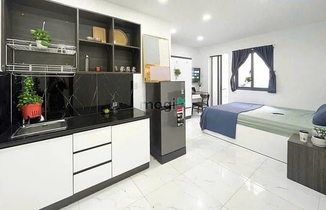 Hình ảnh Balcony Bùi Hữu Nghĩa, Hầm Xe Thang Máy, hẻm oto Bình Thạnh sát Quận 1