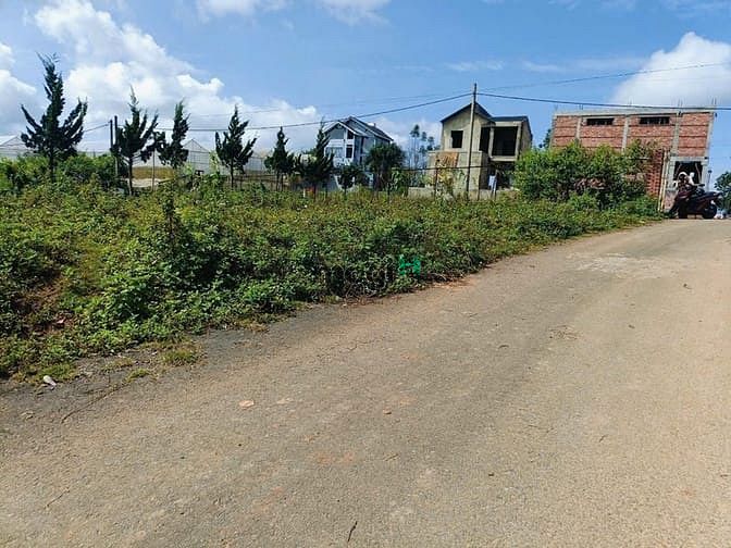 Hình ảnh Bán đất biệt thự 2 mặt tiền Măng Lin Đà Lạt cạnh cf Mây Lang Thang