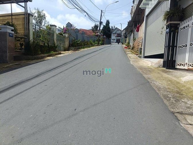 Hình ảnh Bán lô đất đẹp 500m2 Ngang rộng 21m - Mặt tiền đường Lữ Gia Đà Lạt