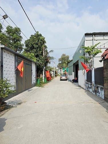Hình ảnh Chính chủ gửi bán lô đất biệt thự 2 MT đường dự mở kết nối vành đai
