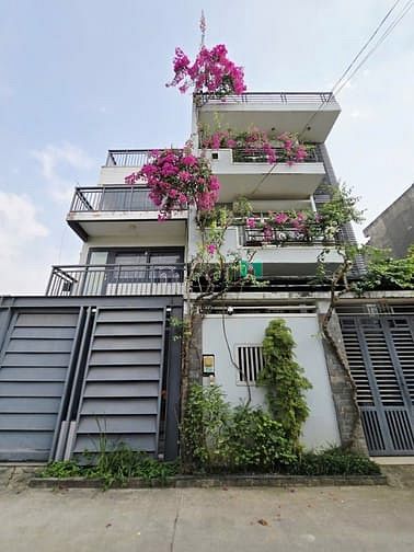 Hình ảnh Chính chủ gửi bán lô đất biệt thự 2 MT đường dự mở kết nối vành đai