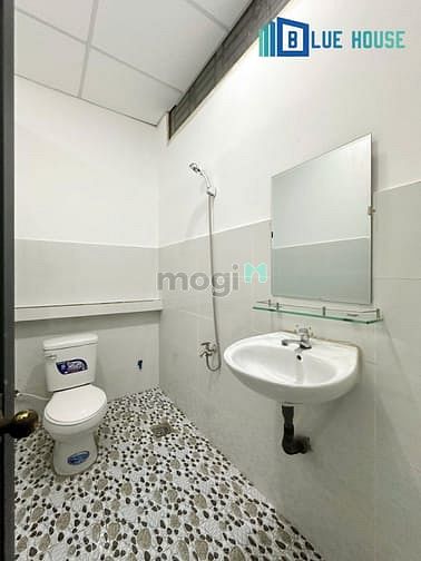 Hình ảnh Mb6623 nạp rút nhanh chóng ban công riêng, rộng 60m2 ở gần etown Cộng Hòa, Tân Bình