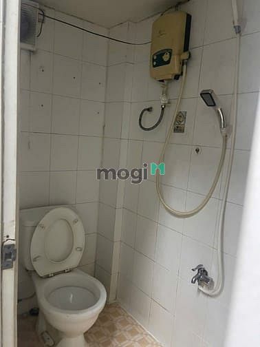 Hình ảnh Chung cư 590 CMT8, Quận 3: 80m2, 2p ngủ, NTCB, 9 triệu