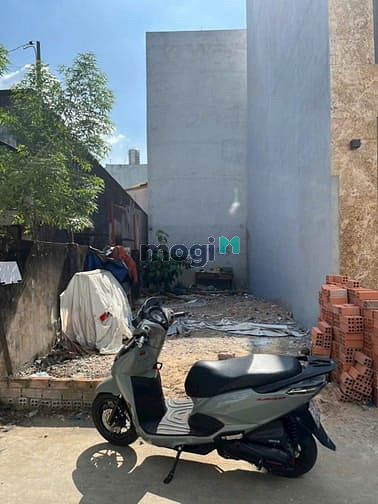 Hình ảnh Bán đất hẻm xe hơi đường lã xuân oai,P tăng nhơn phú A,Tp thủ đức