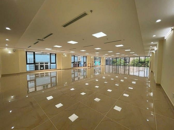 Hình ảnh Tòa nhà văn phòng vị trí siêu đẹp - GIÁ hấp dẫn