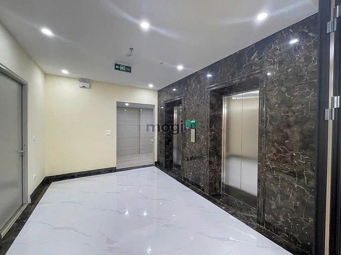 Hình ảnh Tòa nhà văn phòng vị trí siêu đẹp - GIÁ hấp dẫn