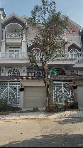 Hình ảnh Bán biệt thự nhà phố phong cách tân cổ điển