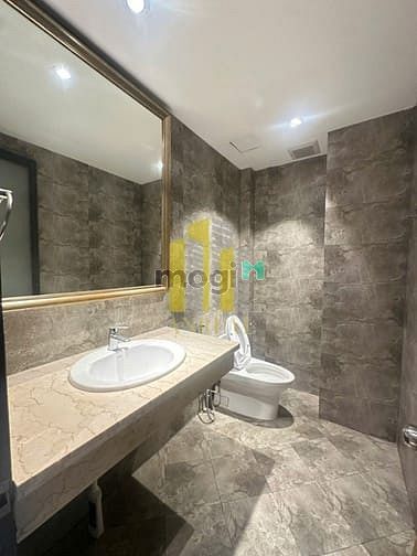 Hình ảnh Nhà Phố Đường Trần Não Hầm 3 Lầu 6 phòng Giá 30 triệu