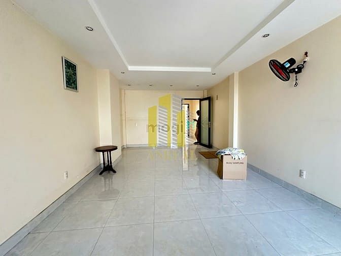 Hình ảnh Nhà Phố Đường Trần Não Hầm 3 Lầu 6 phòng Giá 30 triệu