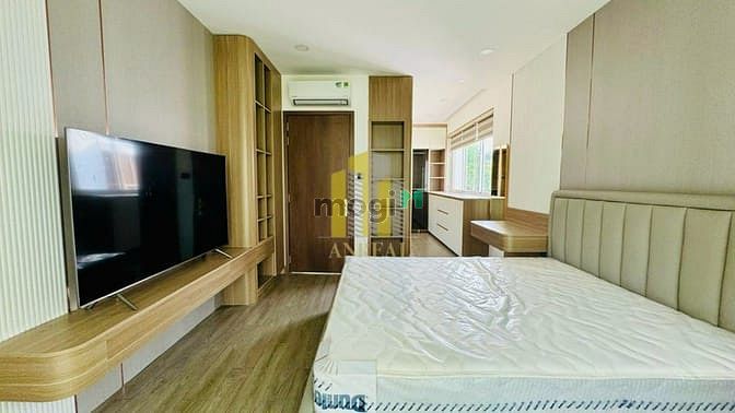 Hình ảnh Biệt Thự Sân Vườn Full Nội Thất 4 Phòng Ngủ Giá 75 Triệu